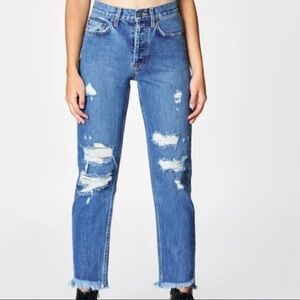 Carmar distressed raw hem jeans size 26 in excellent condition 26 inseam